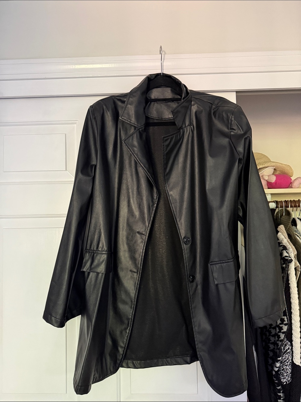 SHEIN Black Faux Leather Single-Breasted Jacket